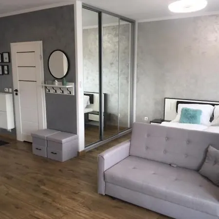 דירה Apartament Silence Z Widokiem Na Gory ילנייה גורה